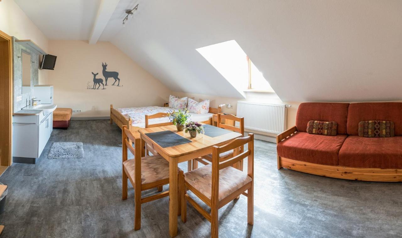 Gasthaus & Pension Am Rennsteig Spechtsbrunn Kültér fotó