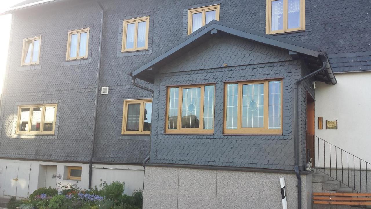 Gasthaus & Pension Am Rennsteig Spechtsbrunn Kültér fotó